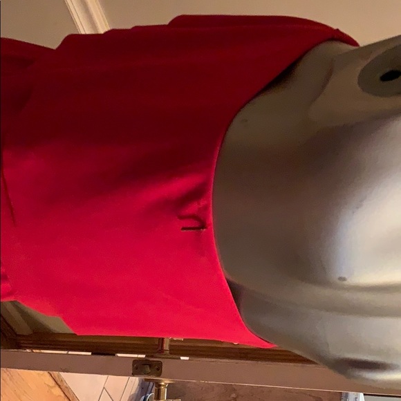 Fun flirty red dress. - Picture 4 of 5